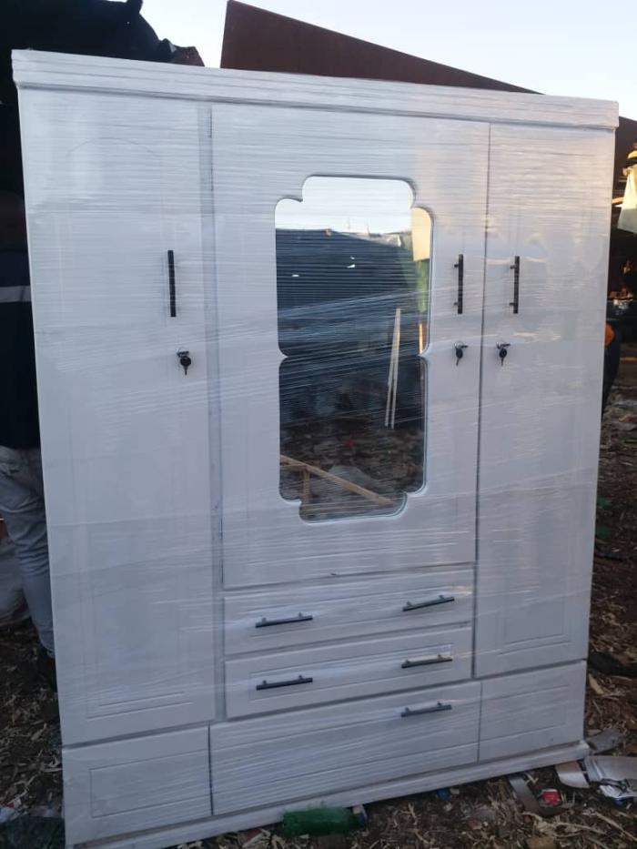 wardrope 3 door